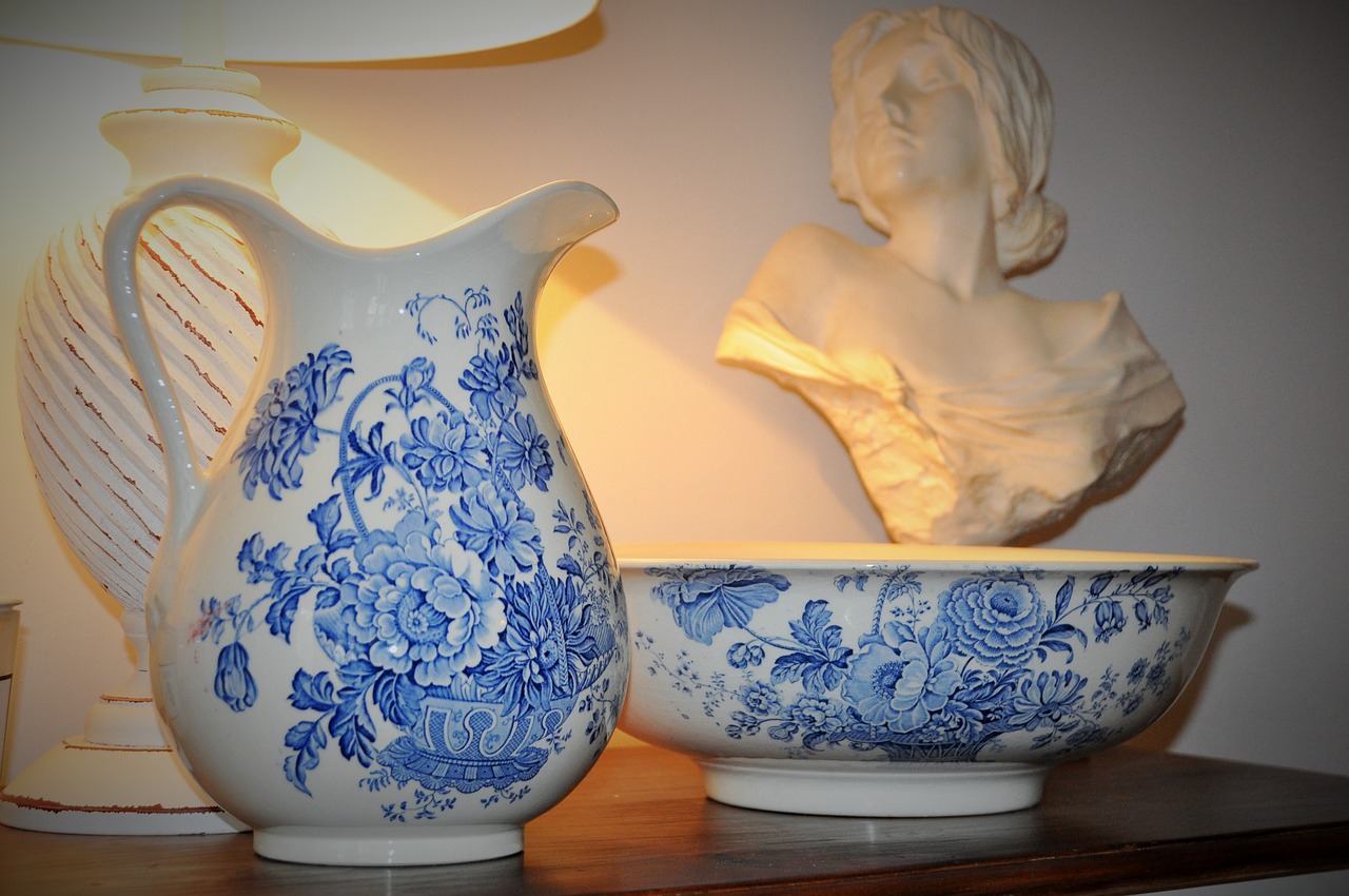 How To Collect Chinese Porcelain: A Guide For Art Enthusiasts